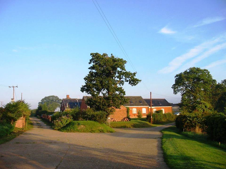 Farm Holiday Cottages On The Norfolk Broads Norfolk