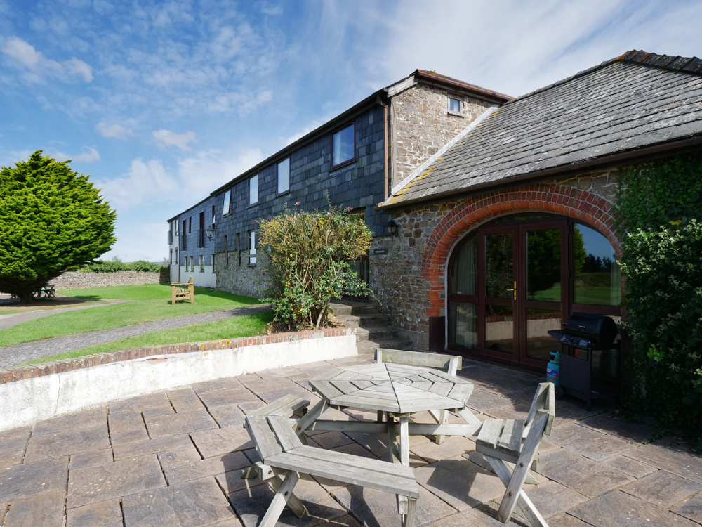 Kennacott Court Family Holiday Cottages Cornwall