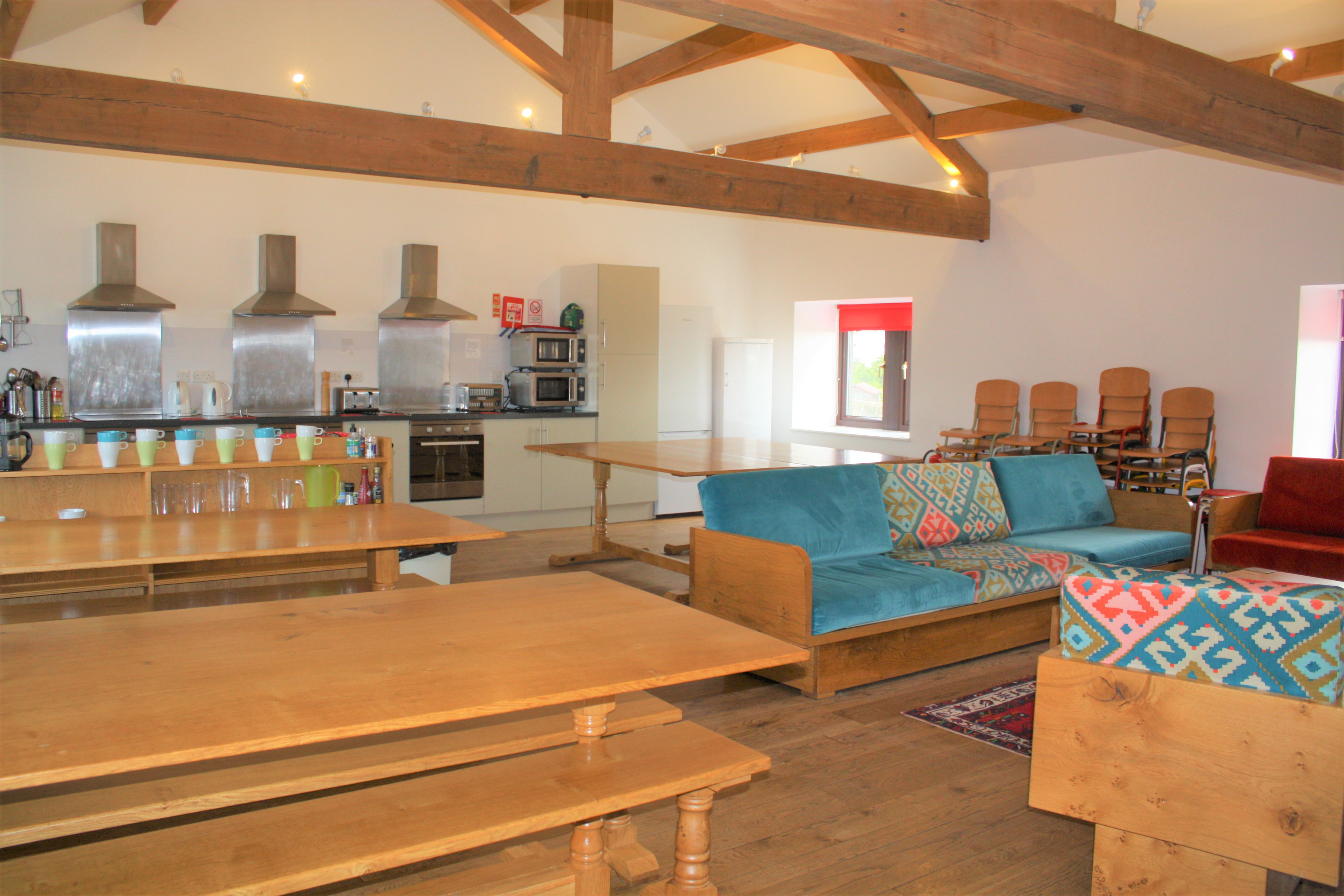 Grassington Bunk Barn - open plan living space