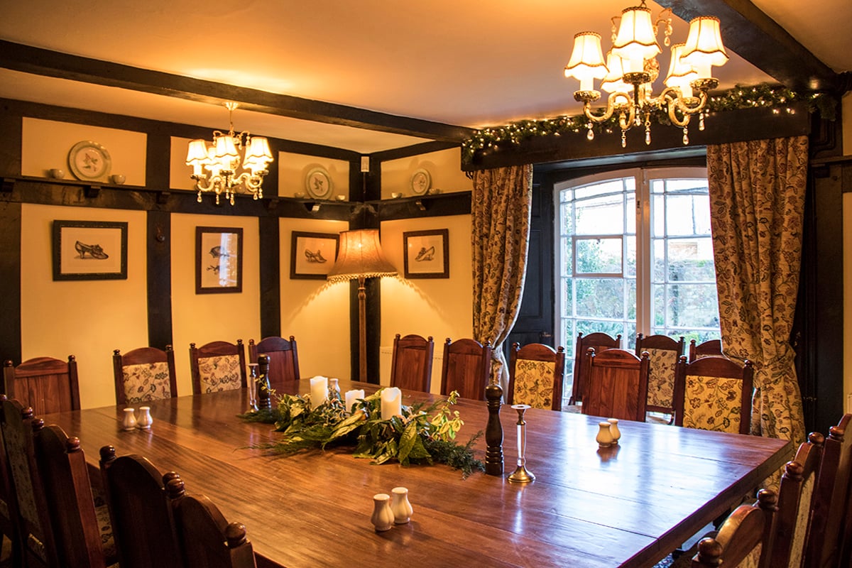 Bridge Farmhouse - large dining table for special dinners